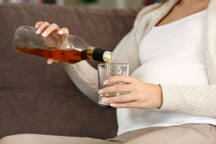 Drinking alcohol during pregnancy can change the shape of babies