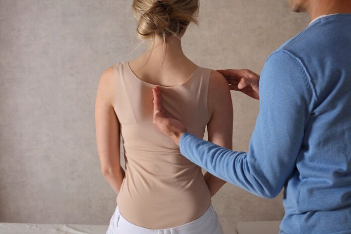 Egoscue postural therapy to relieve back pain