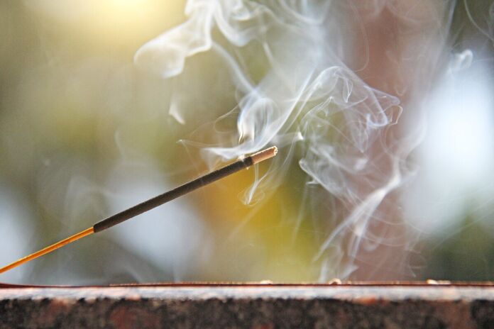 ideas for making a homemade incense holder